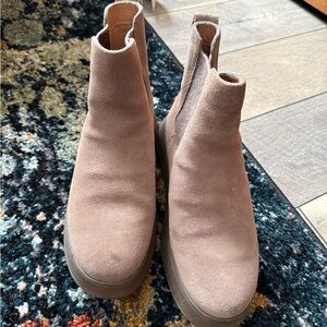 FitFlop F-MODE Taupe Suede Flatform Chelsea Boots
